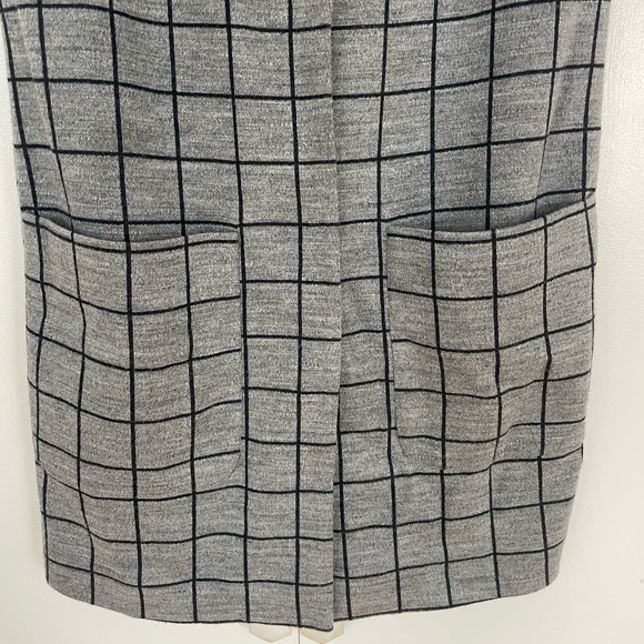 Topshop Black and Gray Checkered Vest ladies size 4 - Picture 2 of 6
